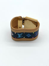 Load image into Gallery viewer, Louis Vuitton Takashi Murakami Black Multicolor S-Lock Bracelet
